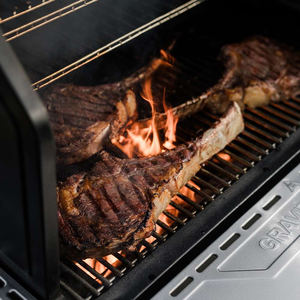 Masterbuilt Gravity XT Digitaler & Smarter Holzkohlegrill und Smoker