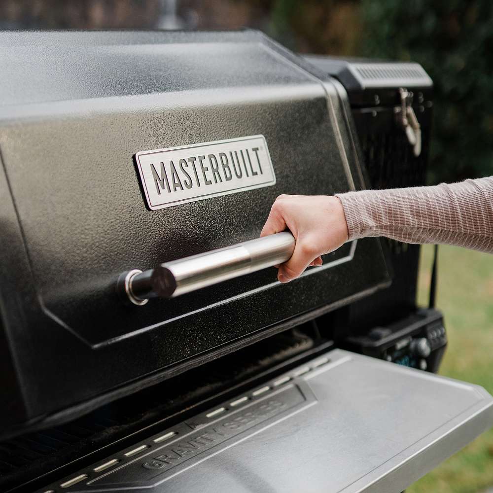 Masterbuilt Gravity XT Digitaler & Smarter Holzkohlegrill und Smoker